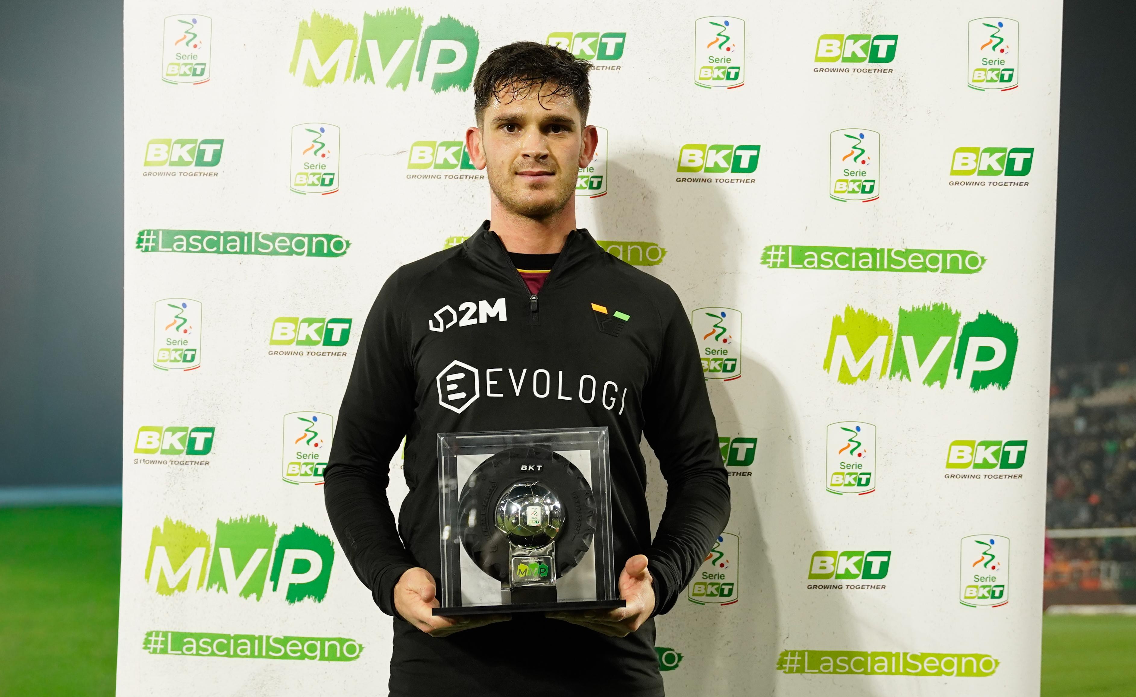 ANDREA ADORANTE WINS THE SERIE BKT MVP TROPHY FOR THE MONTH OF JANUARY 1